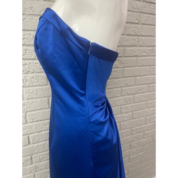 David's Bridal Women Royal Blue Strapless Bridesmaid Gown with Cascading Train D - Picture 7 of 9